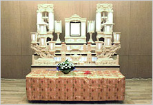 仏式三段祭壇
